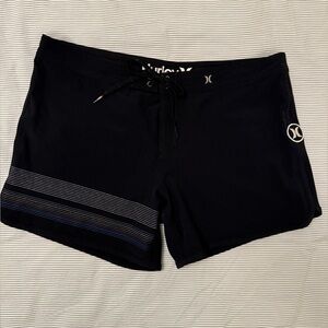Hurley Women’s phantom board shorts